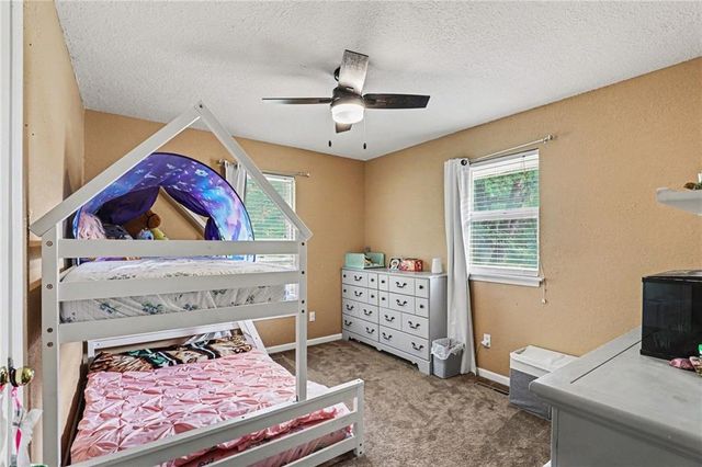 14308 Raymond Road, Kearney, MO 64060