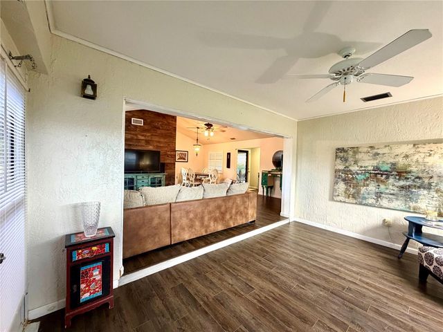 3606 57TH AVENUE DRIVE W, Bradenton, FL 34210