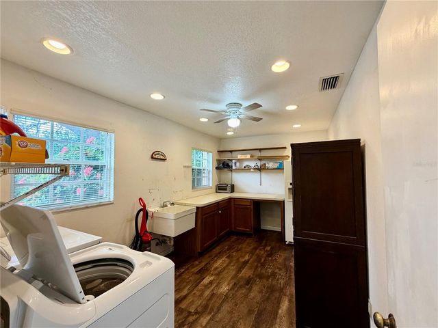 3606 57TH AVENUE DRIVE W, Bradenton, FL 34210
