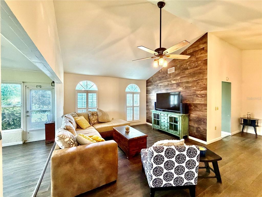 3606 57TH AVENUE DRIVE W, BRADENTON, FL 34210 — photo 4