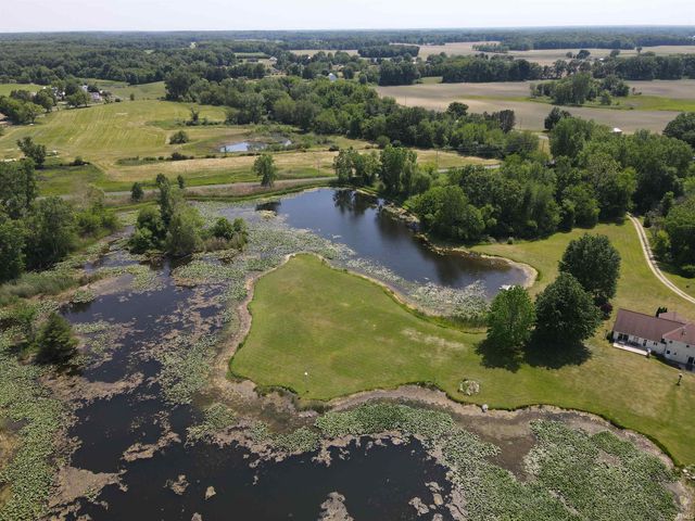 18568 6TH Road, Plymouth, IN 46563