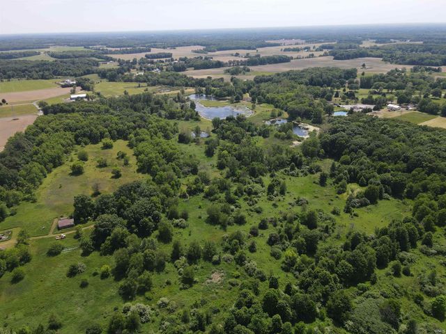 18568 6TH Road, Plymouth, IN 46563