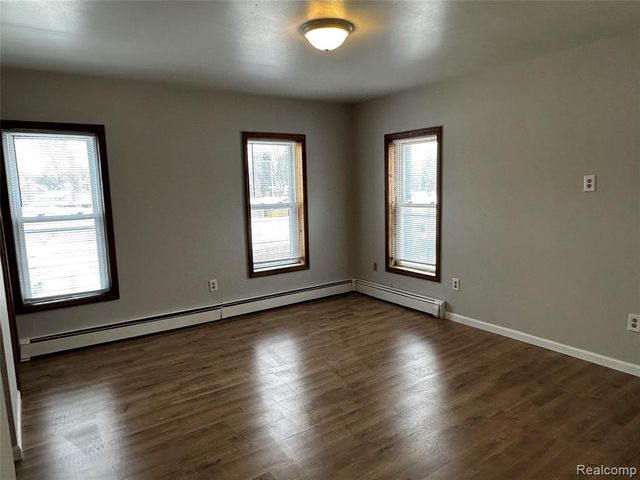 68250 Grand Trunk Unit 4 Avenue, Richmond, MI 48062