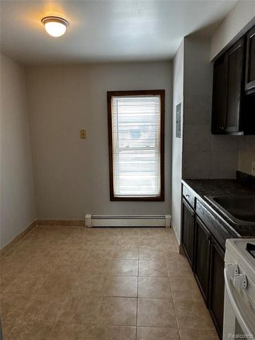 68250 Grand Trunk Unit 4 Avenue, Richmond, MI 48062