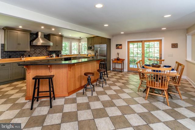 35 WORMAN RD, Stockton, NJ 08559