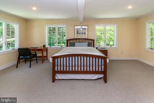 35 WORMAN RD, Stockton, NJ 08559