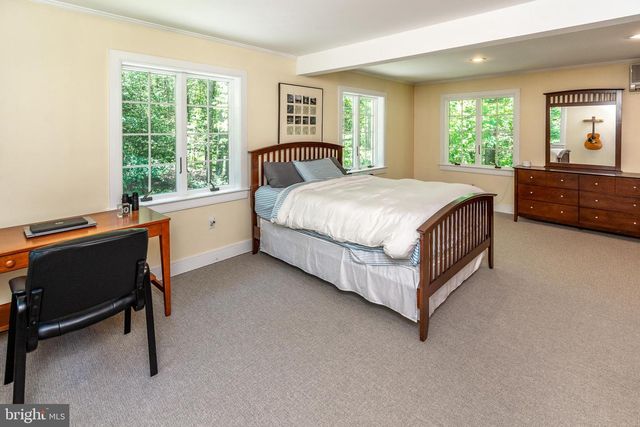 35 WORMAN RD, Stockton, NJ 08559
