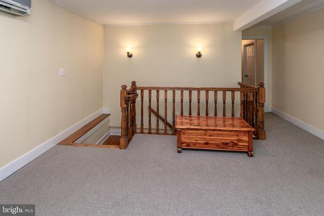 35 WORMAN RD, Stockton, NJ 08559
