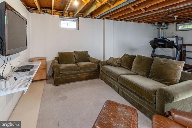35 WORMAN RD, Stockton, NJ 08559