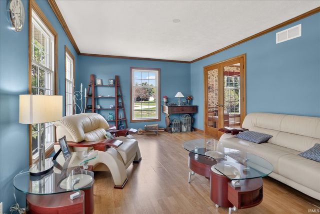 50739 Old Lantern Trail, Granger, IN 46530