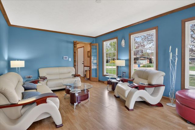 50739 Old Lantern Trail, Granger, IN 46530