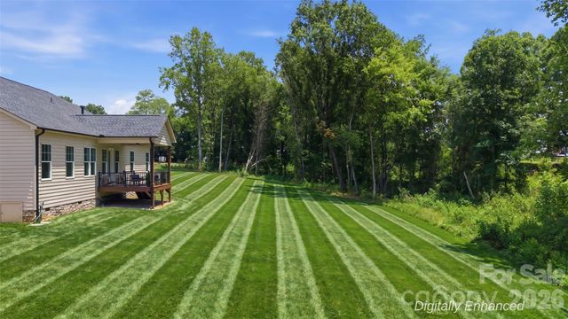 121 Juniper Road, Mooresville, NC 28115
