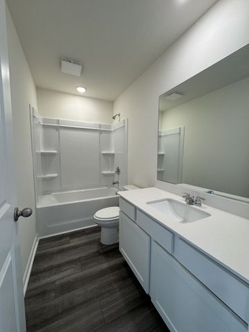 159 Snowdrop Ave, La Vergne, TN 37086