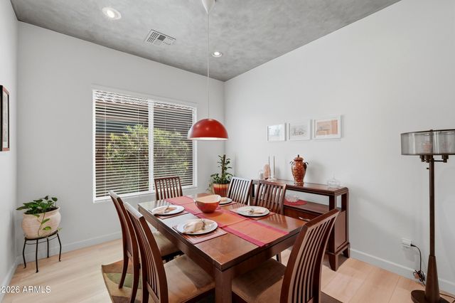 5916 E BRAMBLE BERRY Lane, Cave Creek, AZ 85331