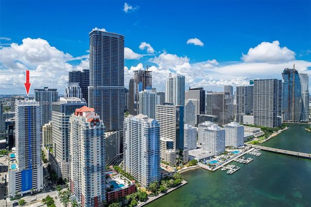 1200 Brickell Bay Drive 2501, Miami, FL 33131