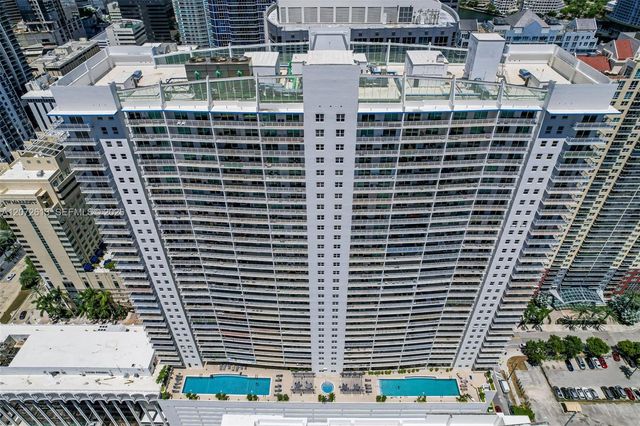 1200 Brickell Bay Drive 2501, Miami, FL 33131