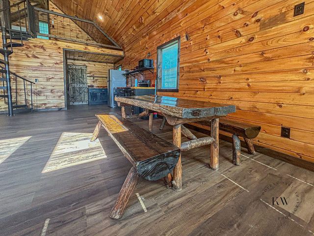 89 Cable Lane, Campton, KY 41301