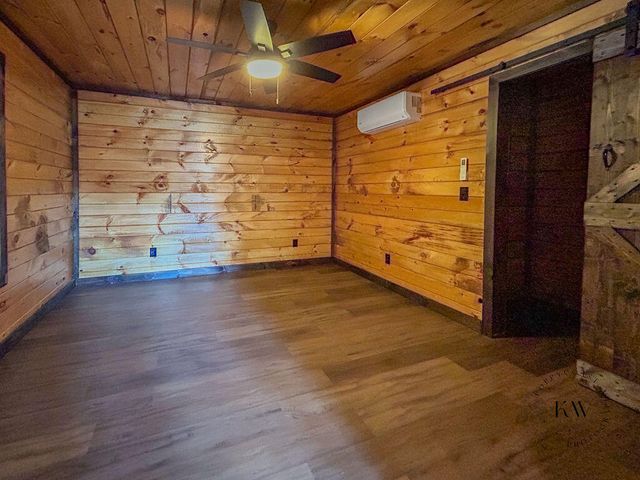 89 Cable Lane, Campton, KY 41301