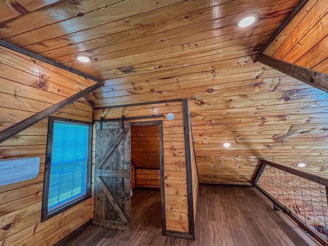 89 Cable Lane, Campton, KY 41301