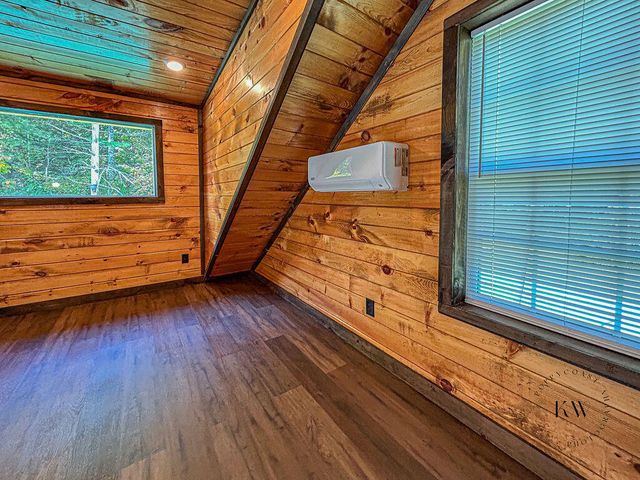 89 Cable Lane, Campton, KY 41301