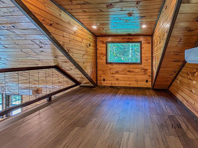 89 Cable Lane, Campton, KY 41301