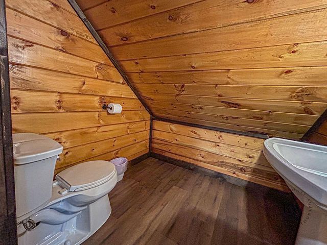 89 Cable Lane, Campton, KY 41301