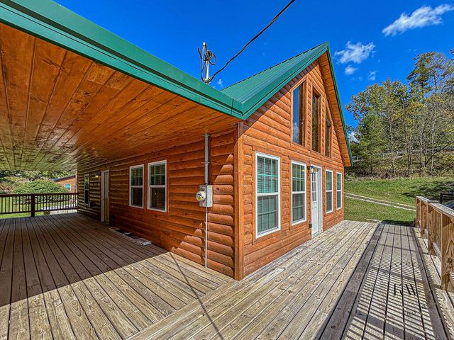 89 Cable Lane, Campton, KY 41301