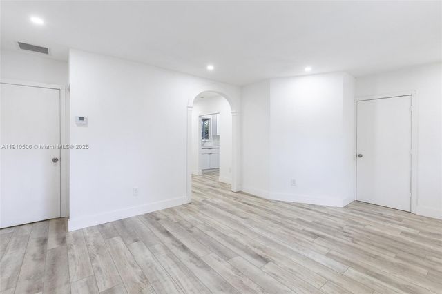 6440 SW 20th St, Miramar, FL 33023