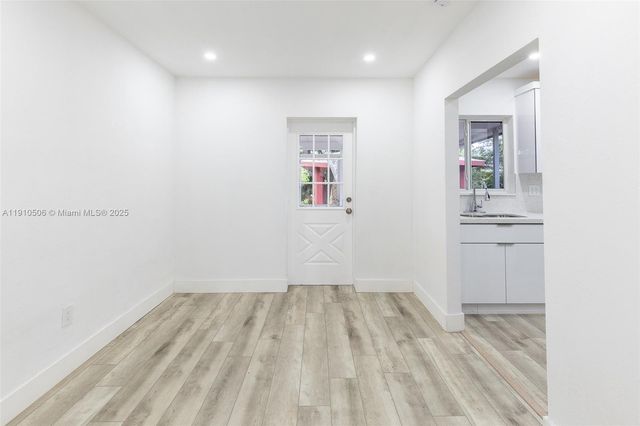 6440 SW 20th St, Miramar, FL 33023