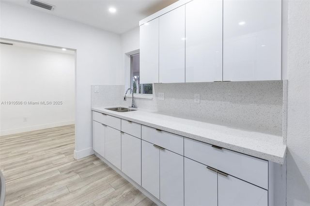 6440 SW 20th St, Miramar, FL 33023