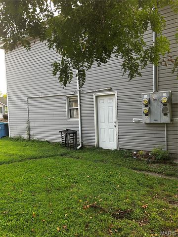 2704 Idaho Avenue, Granite City, IL 62040
