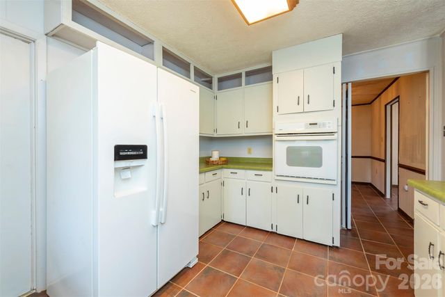 118 Richard Lane, Black Mountain, NC 28711