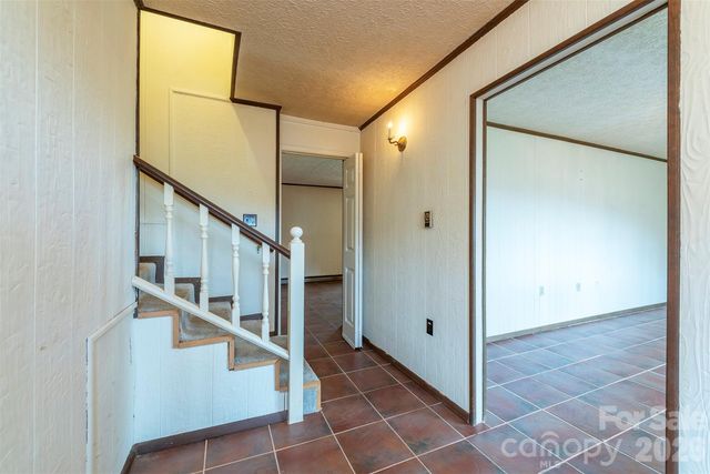 118 Richard Lane, Black Mountain, NC 28711