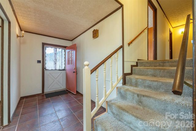 118 Richard Lane, Black Mountain, NC 28711