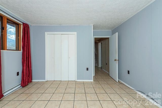 118 Richard Lane, Black Mountain, NC 28711