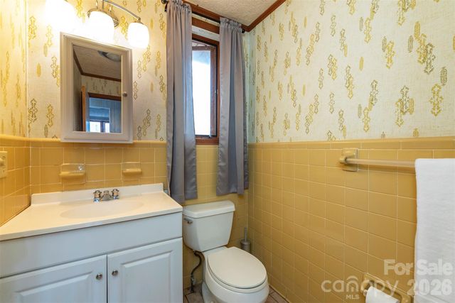 118 Richard Lane, Black Mountain, NC 28711