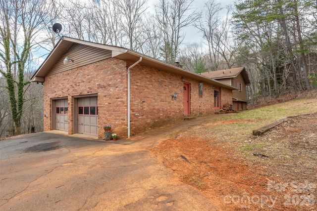 118 Richard Lane, Black Mountain, NC 28711