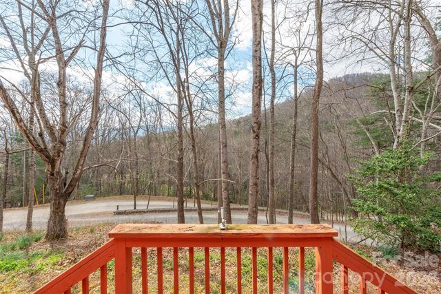118 Richard Lane, Black Mountain, NC 28711