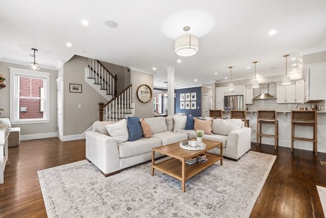 106 Granite Ave, Boston, MA 02124