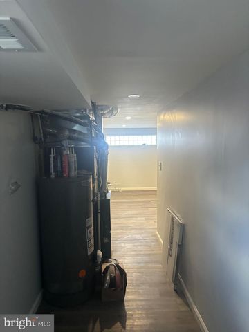 1870 PRATT ST, Philadelphia, PA 19124