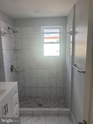 1870 PRATT ST, Philadelphia, PA 19124