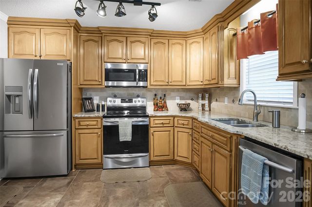 5020 Pintail Way, Gastonia, NC 28052