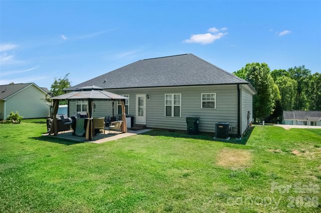 5020 Pintail Way, Gastonia, NC 28052