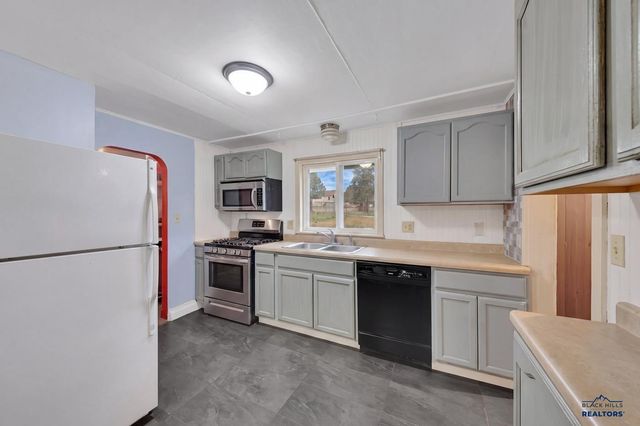 125 E PHILADELPHIA, Rapid City, SD 57701