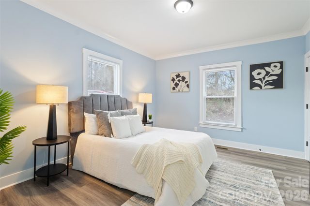 305 E Henry Street, Belmont, NC 28012