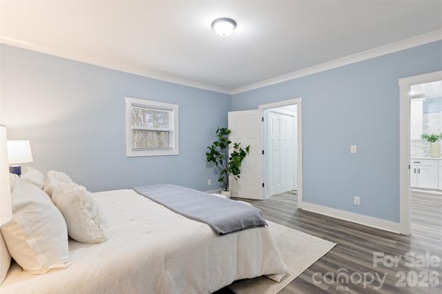 305 E Henry Street, Belmont, NC 28012