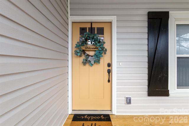 305 E Henry Street, Belmont, NC 28012