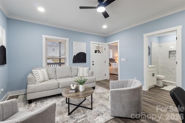 305 E Henry Street, Belmont, NC 28012