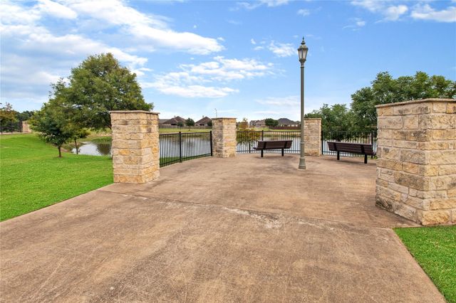 15416 Baker Meadow Loop, College Station, TX 77845