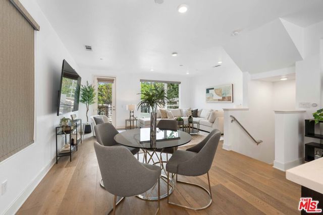 6738 W Gill Way, Los Angeles, CA 90068